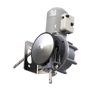 Maxi 43 windlass, 1500W 24V, port side